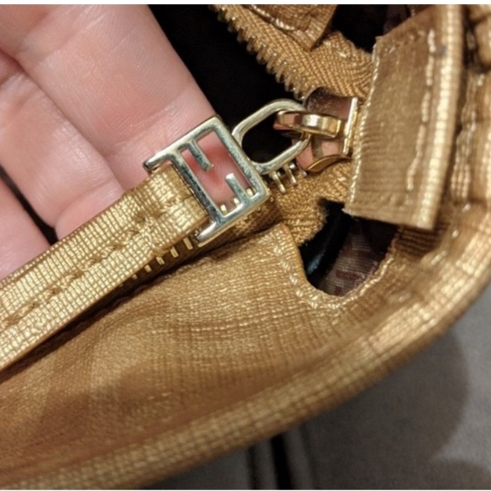 Fendi mini zucca tote-gold and rare! - Picture 3 of 8